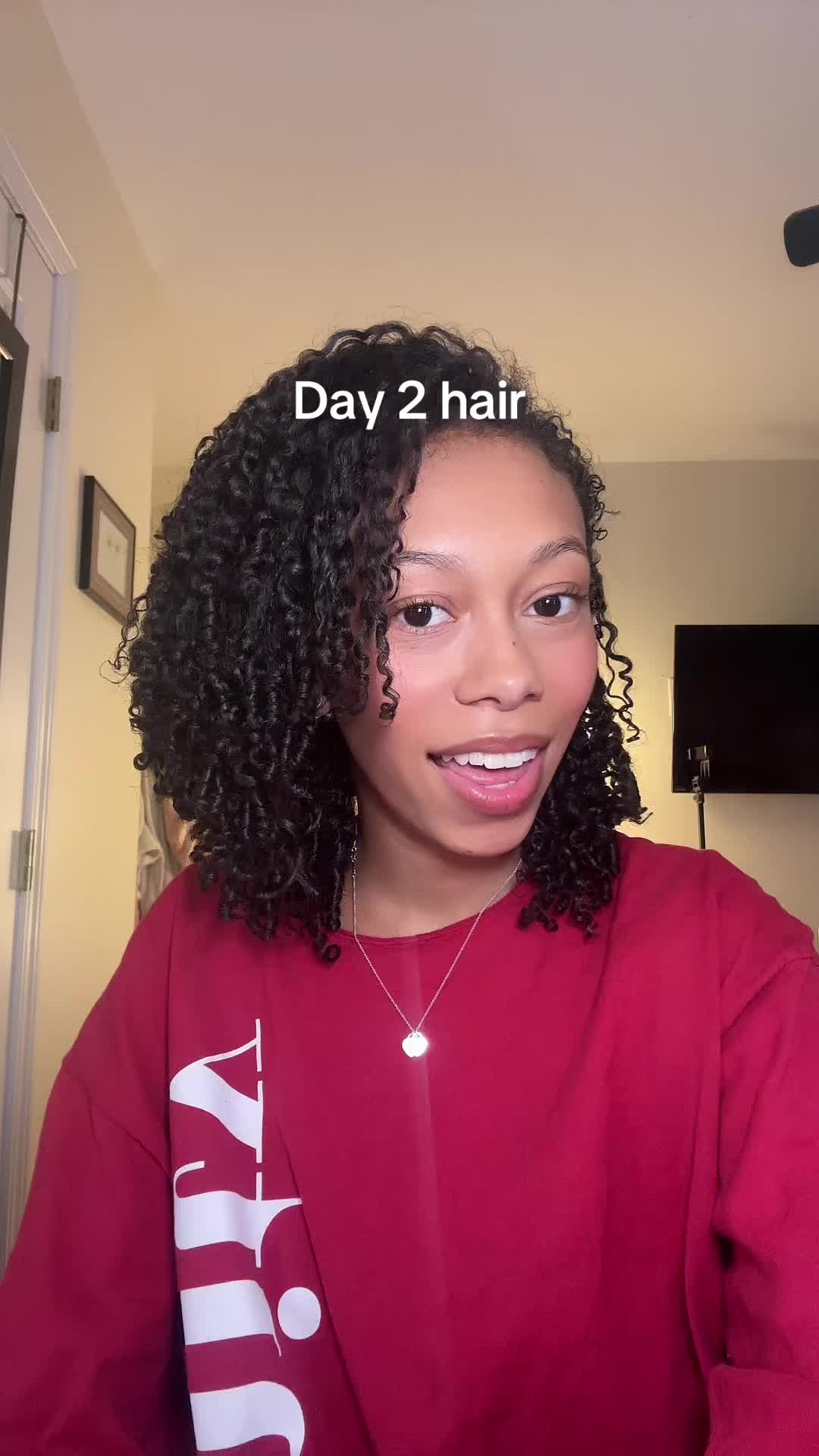 @AYSIA NICOLE