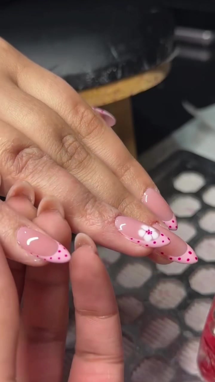 @Soleiya Nails Studio
