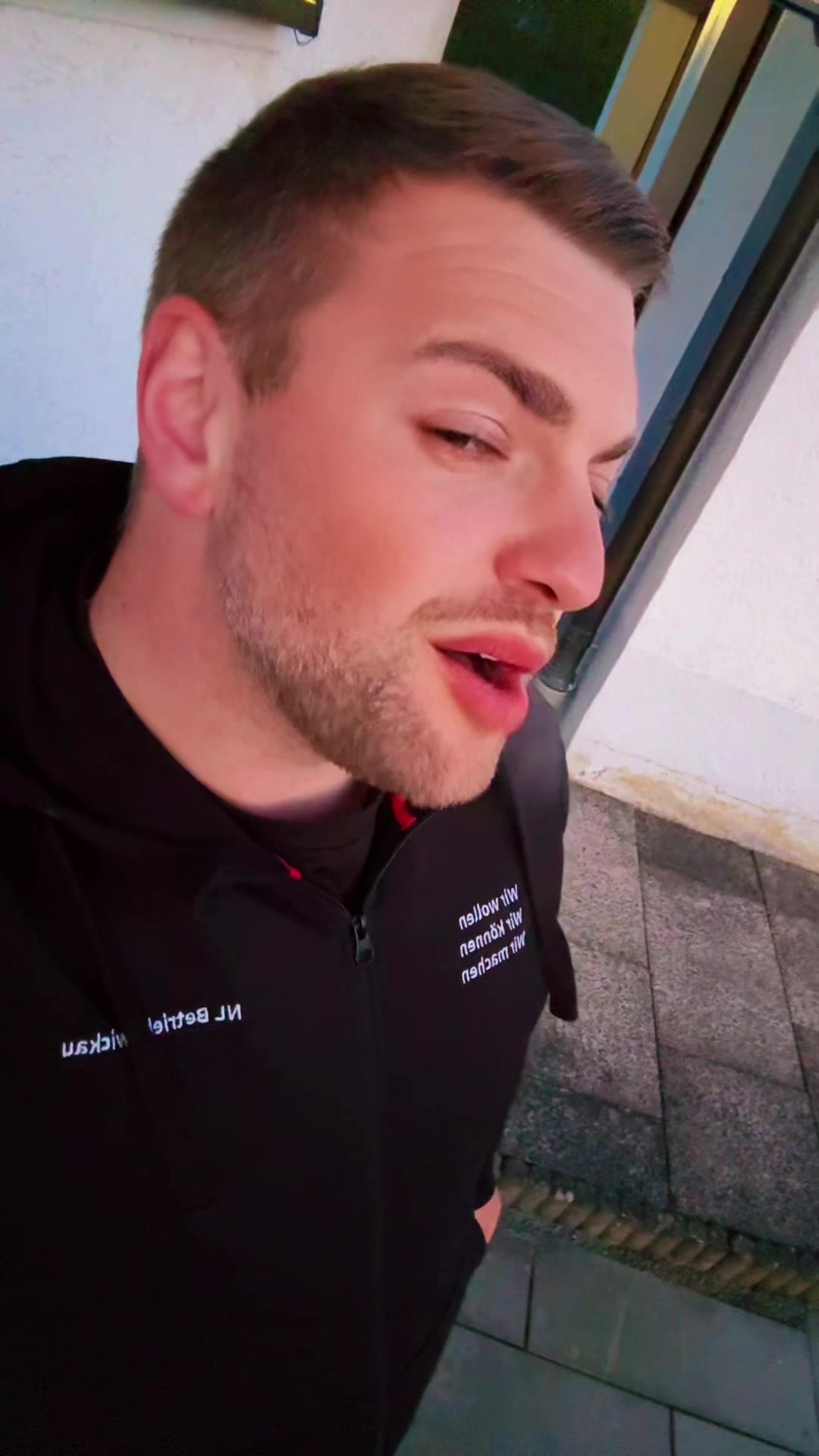 @Sascha_2607