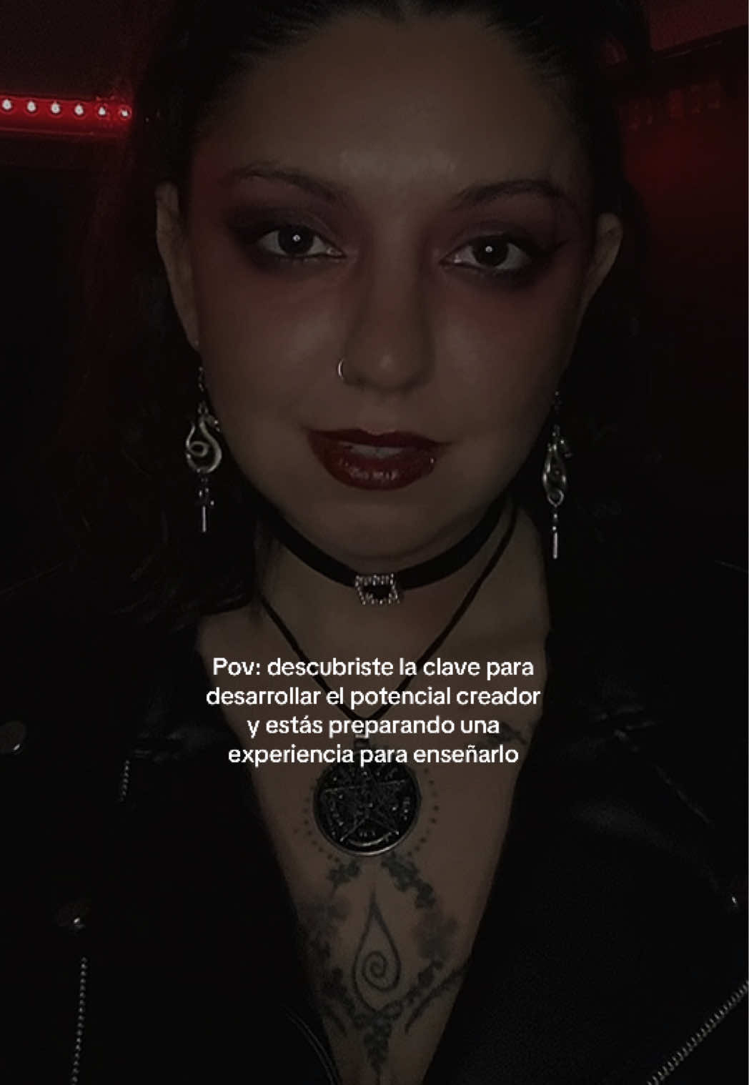 @Ѵιċтσяια•Яιвα