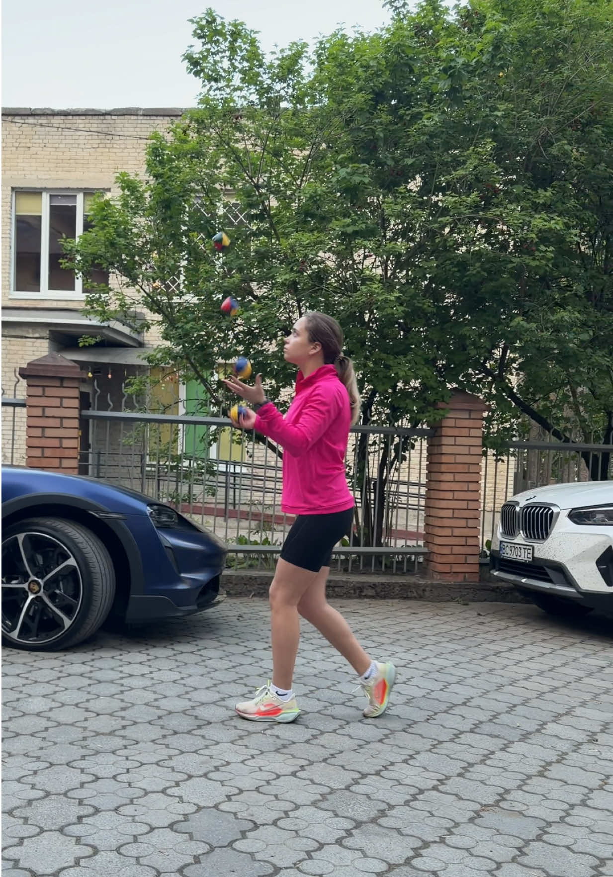 @Kira Makogonenko