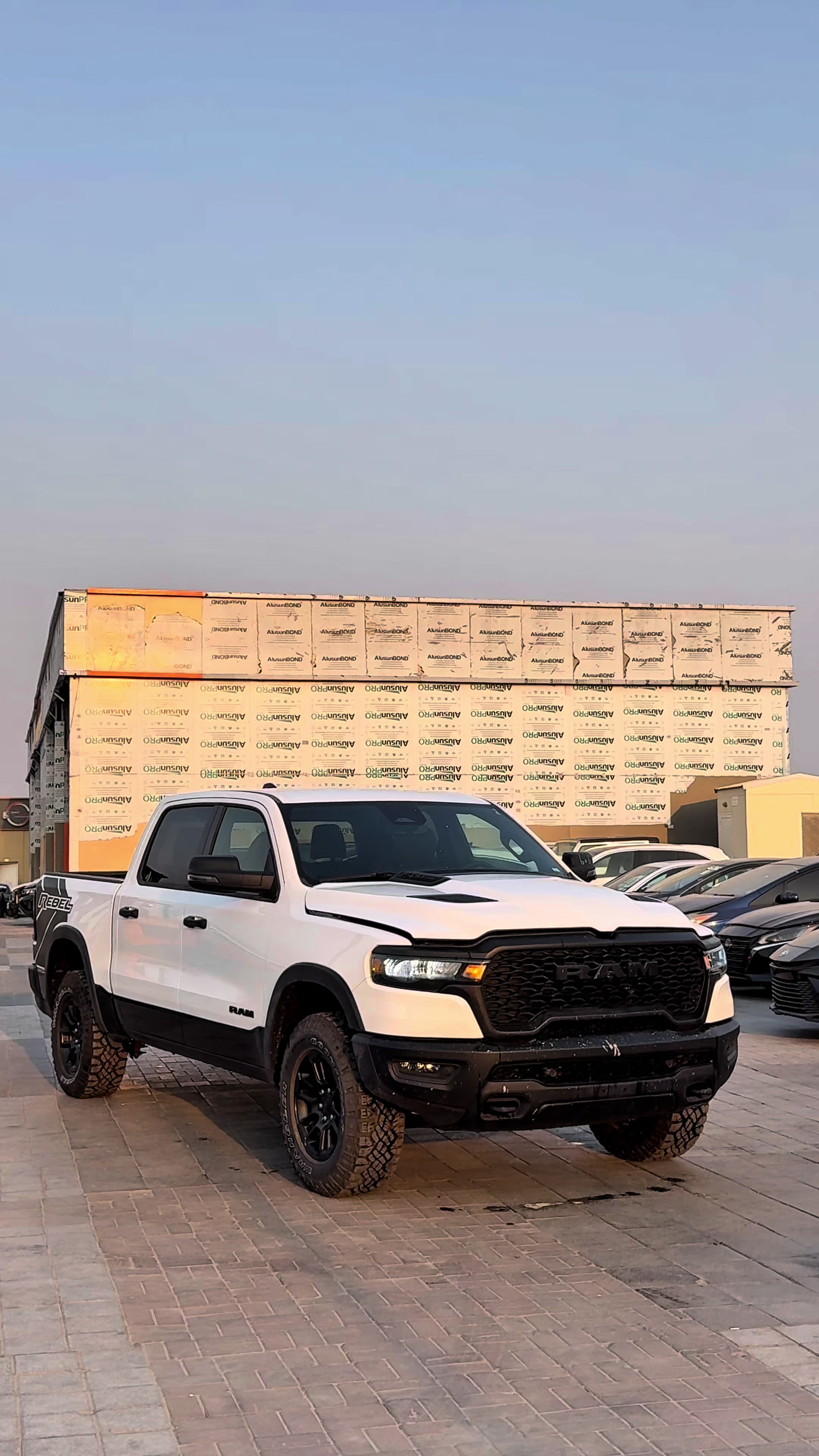 @📍Khat Al Jazeera Cars Auction