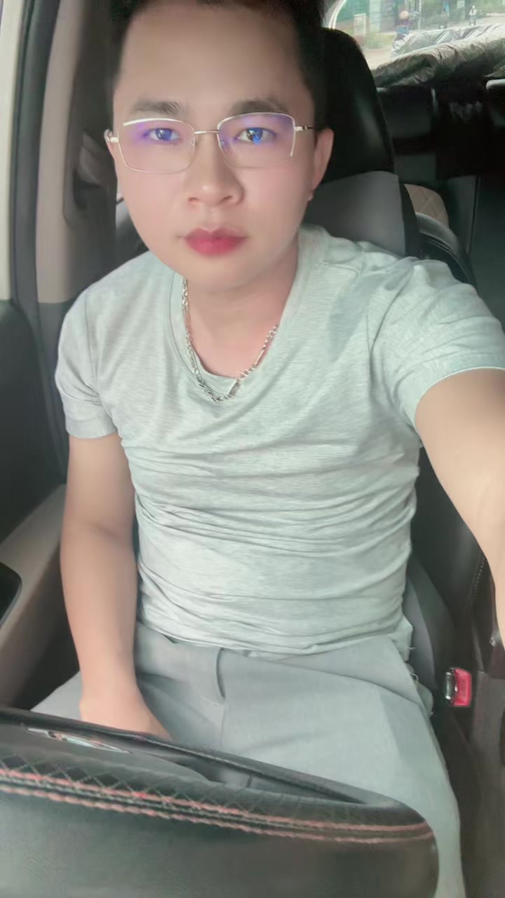 @Đặng Hải (quản l&yacute; Foxconn)