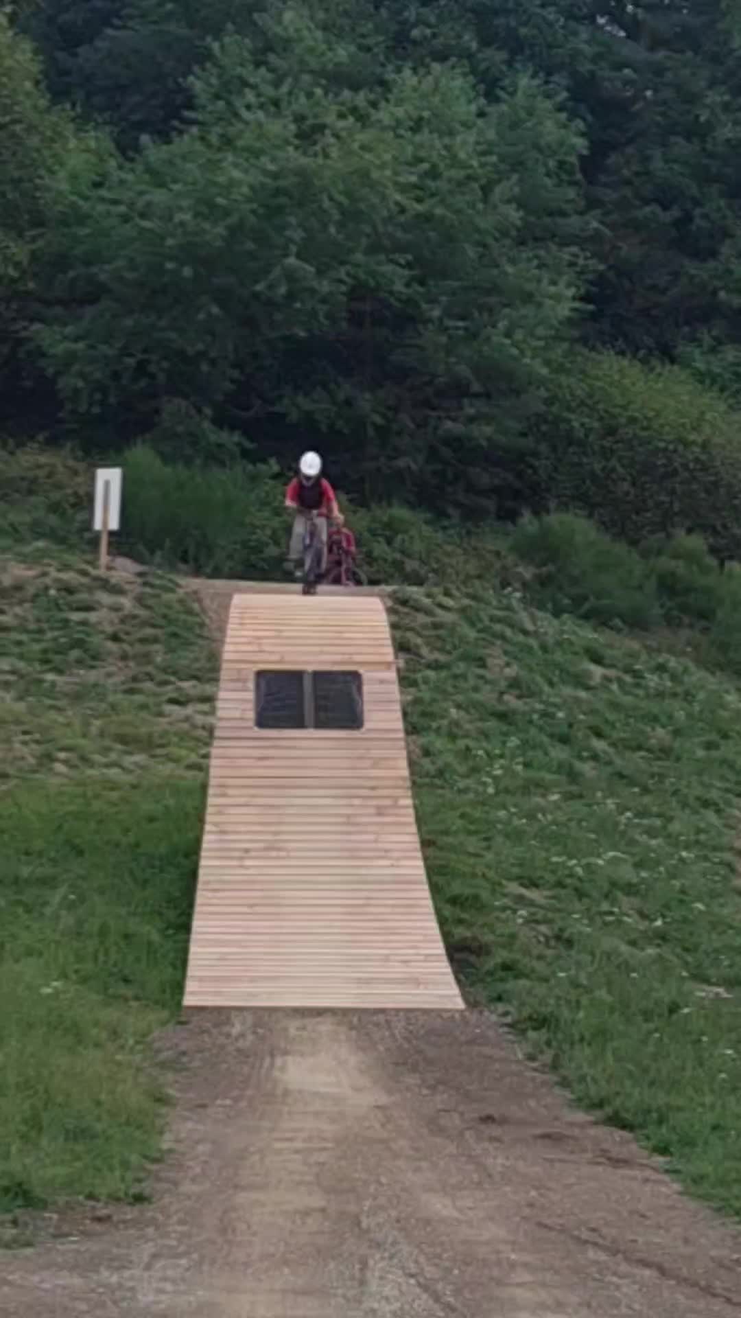 @elias123mtb