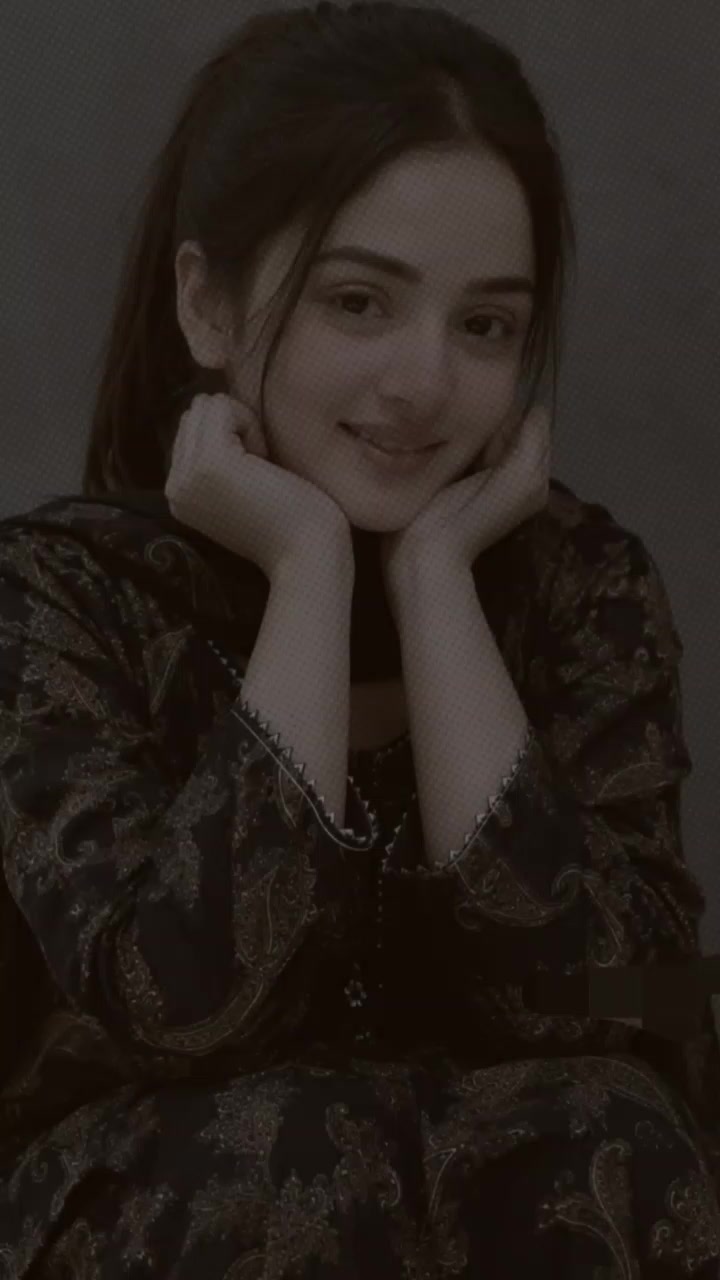 @Aria Khan