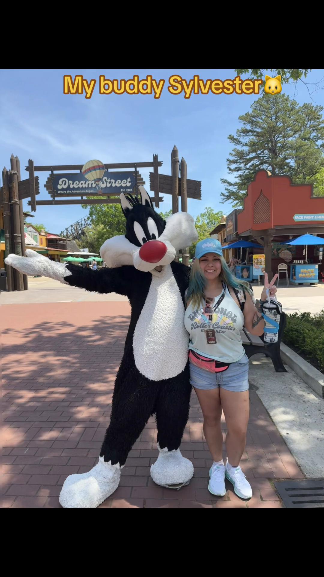 @Cat&rsquo;s Adventures 🎢🇨🇴