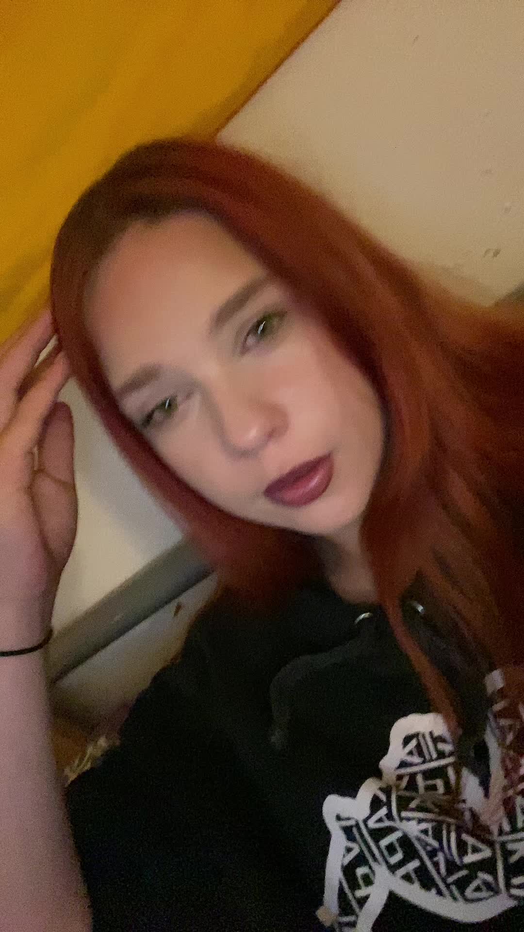 @larissabaddie1