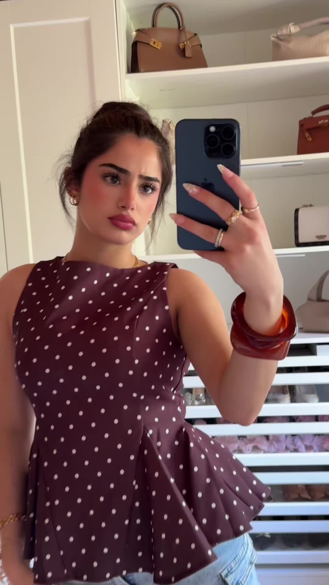 @𝒩 𝒜 𝒩 𝒞 𝒴