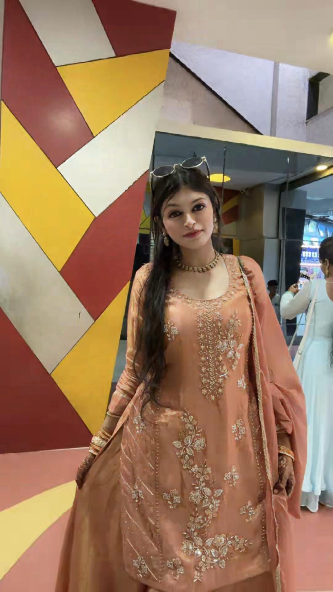@Kausar_822