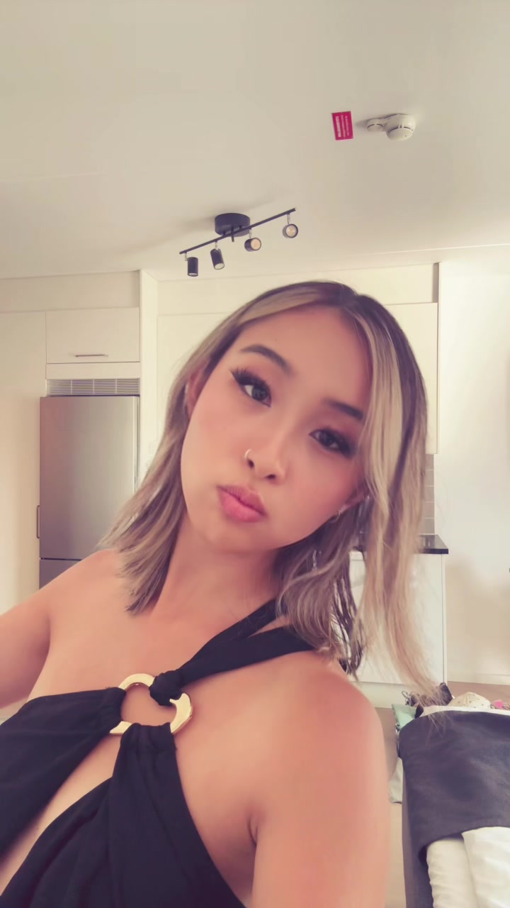@whoisamytran