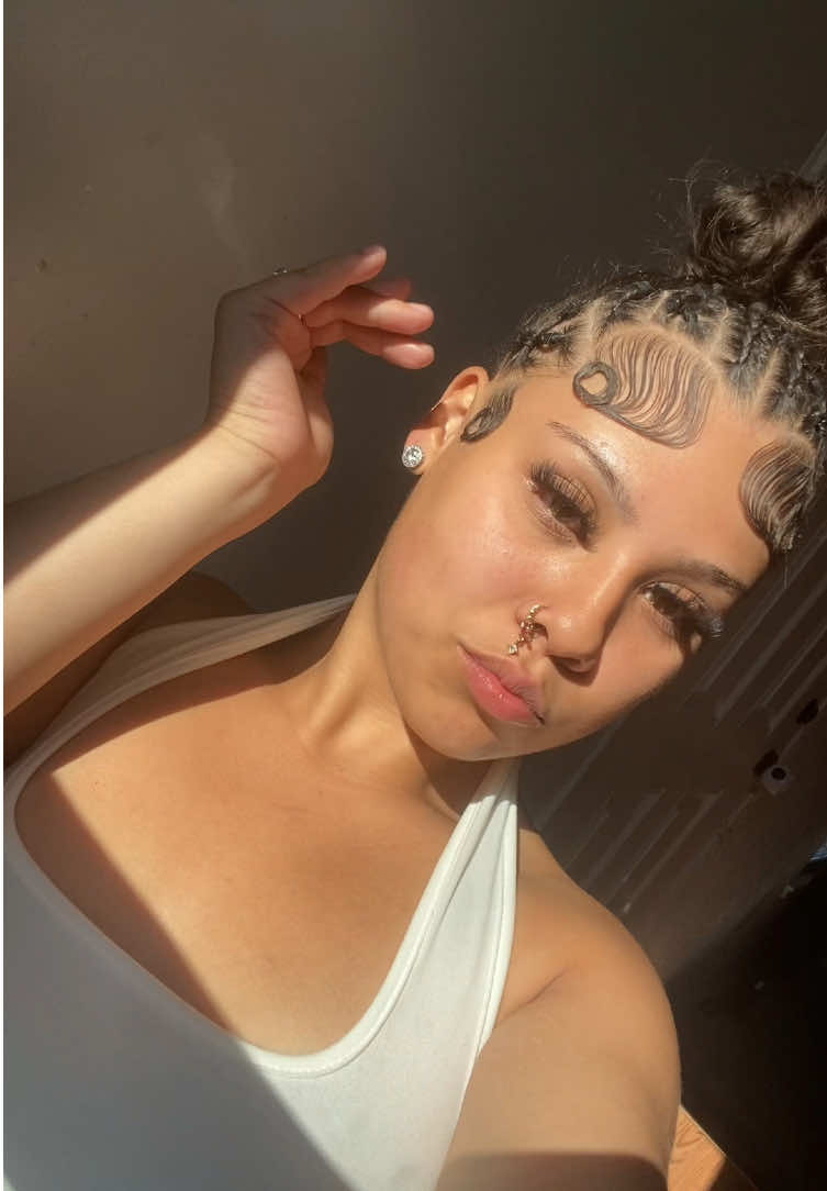 @👑