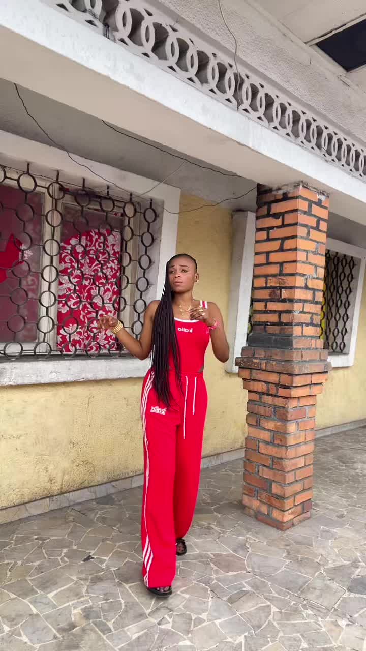 @Joyce best 😘