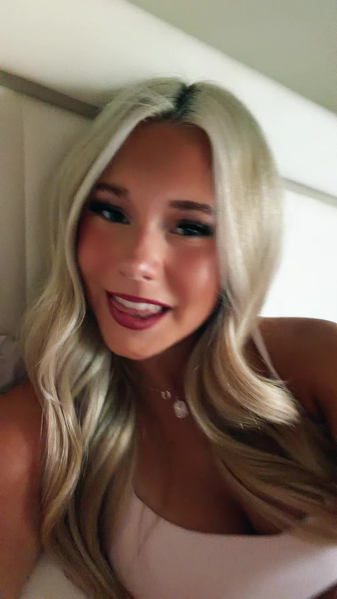 @AVA