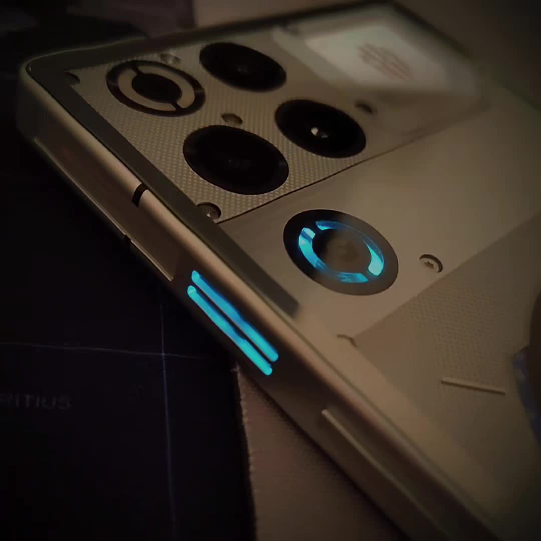 @Beast Phone
