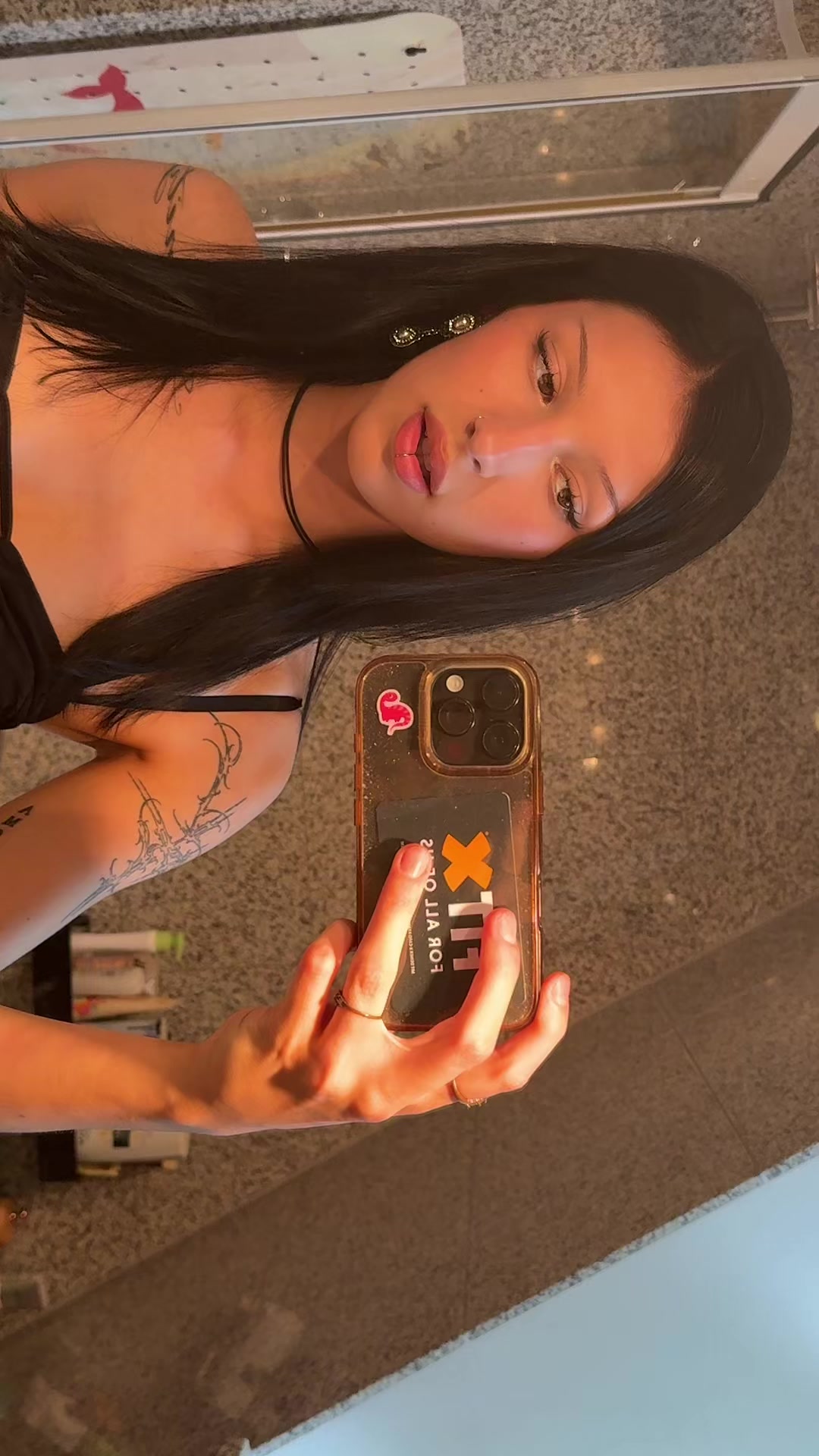 @ann-j&ugrave;lie