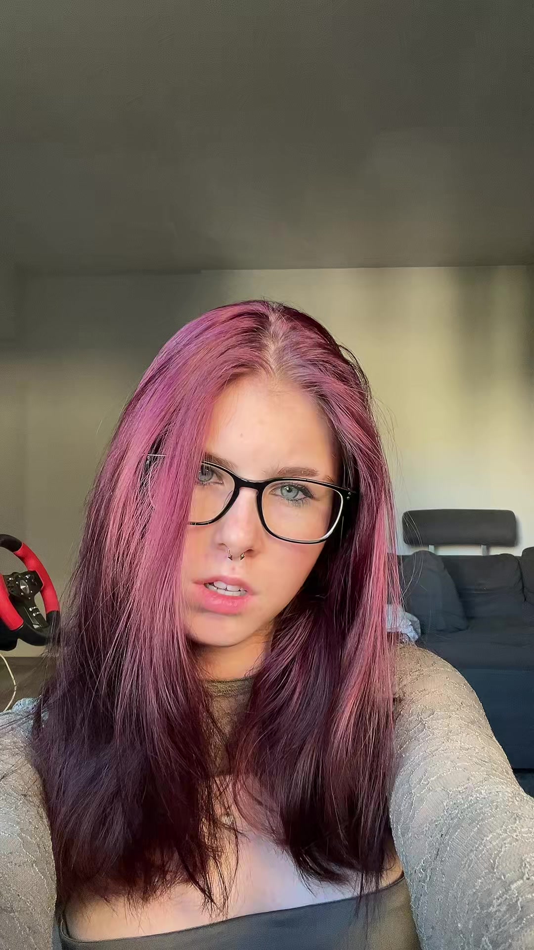 @Lenalovelykeksi
