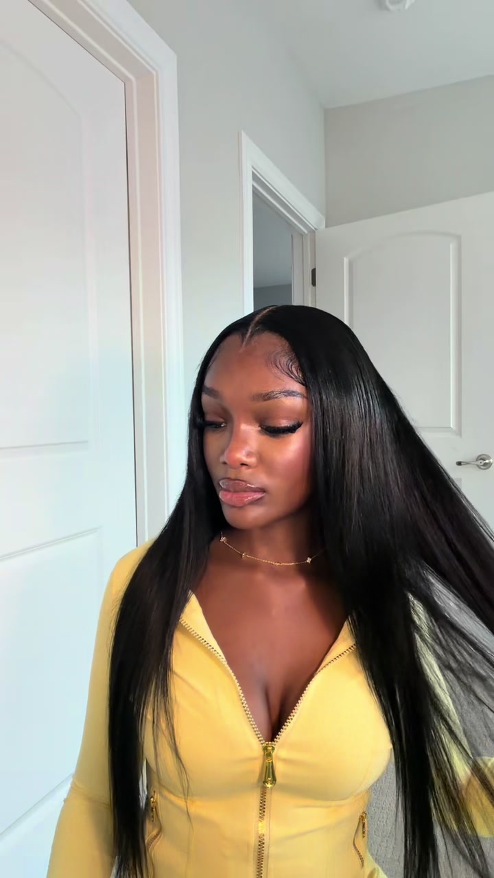 @essence dezell&eacute;