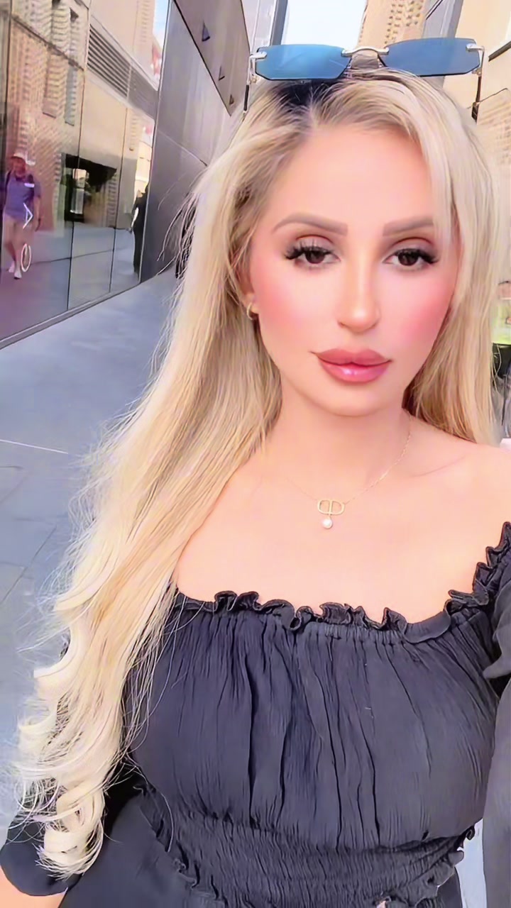 @annieamin