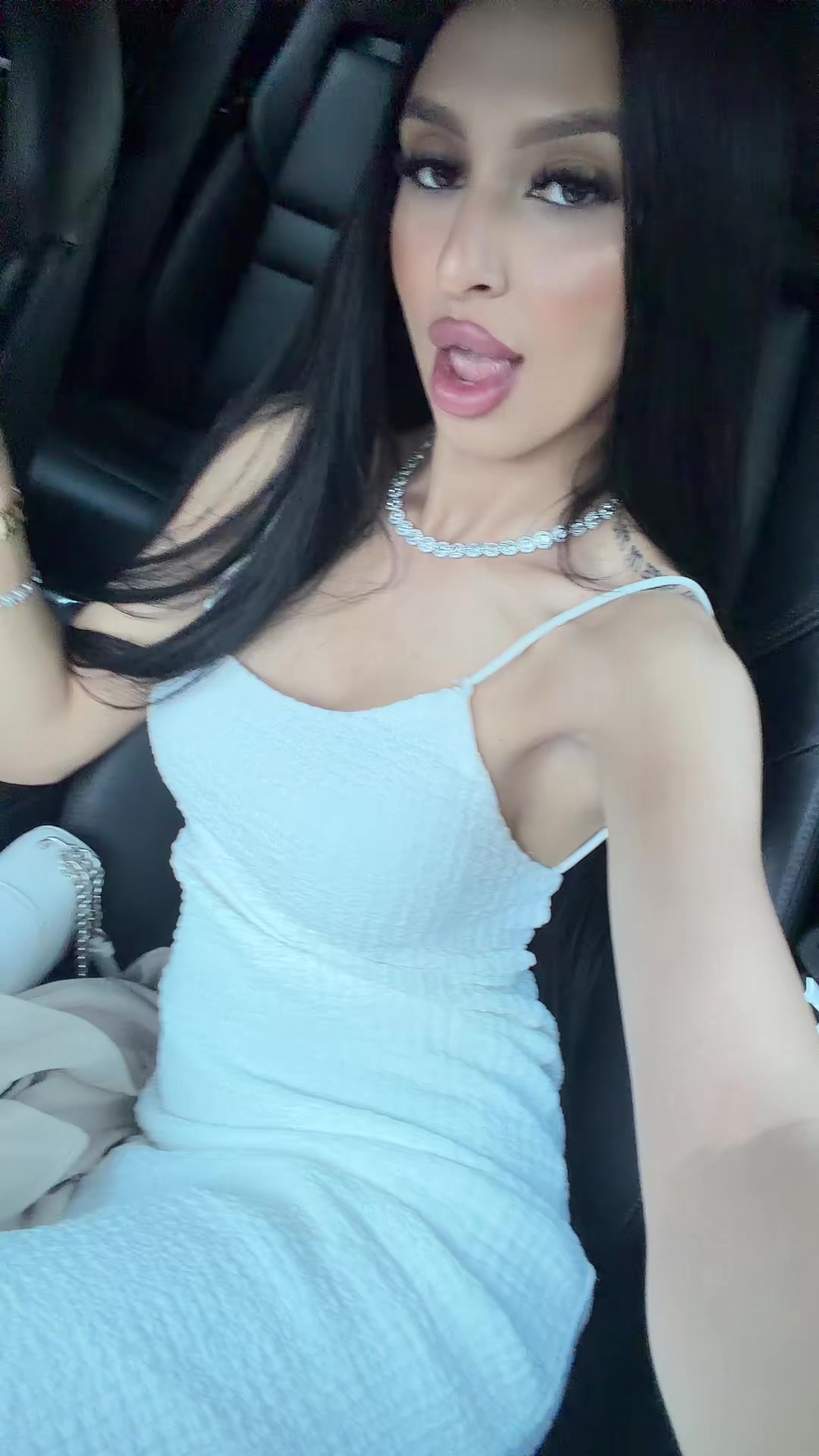 @_denisaeli20