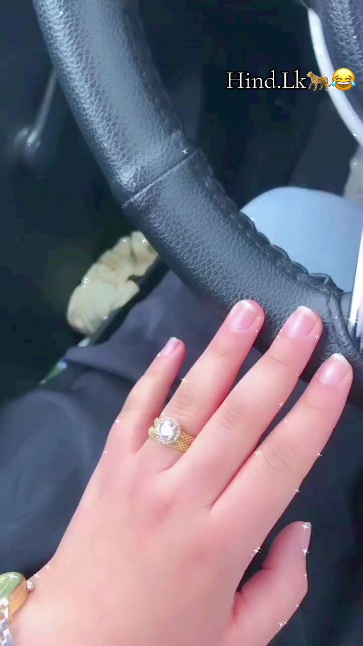@Hind___Lk