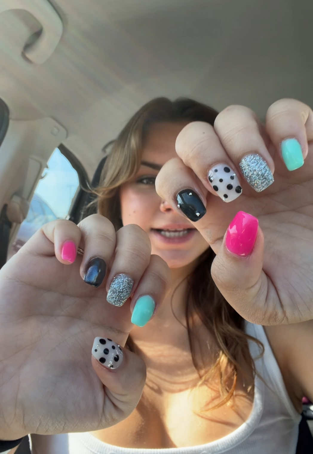 @itzellawilson