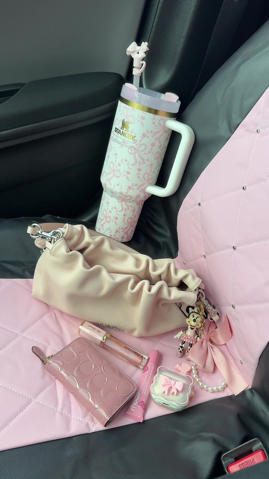 @౨ৎ ⋆ ˚。 ♡𝒥𝓊𝓁𝑒𝓈 ♡ ˚。⋆౨ৎ