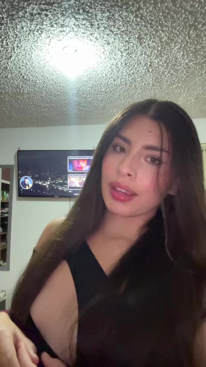 @Angie🥀