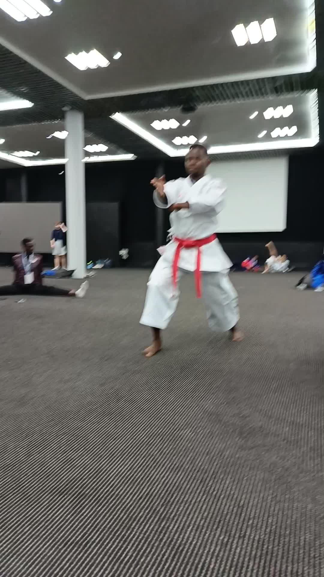 @DANIEL VEE