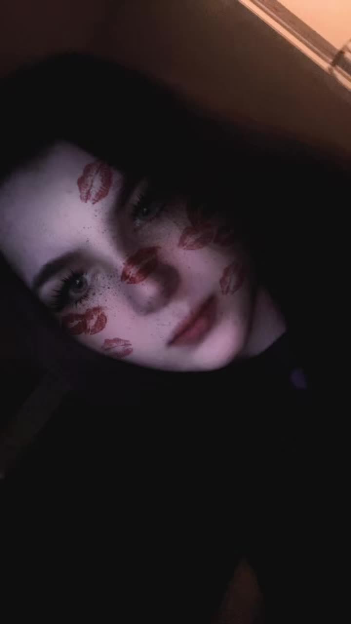 @Ell🦋🫶🏻