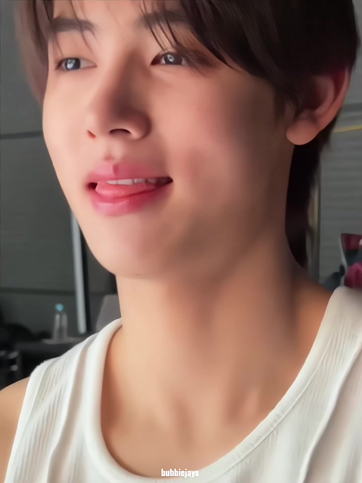 @𝐭
