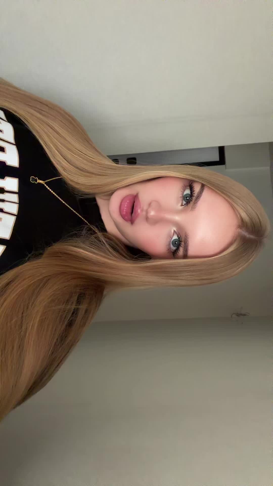 @анечка