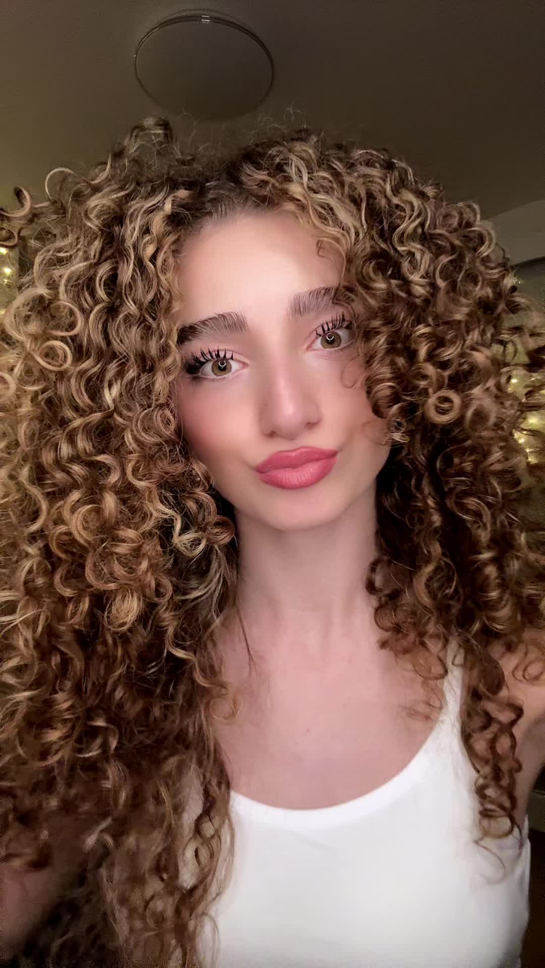 @𝐃𝐡𝐮𝐫𝐚𝐭𝐚 🇦🇱