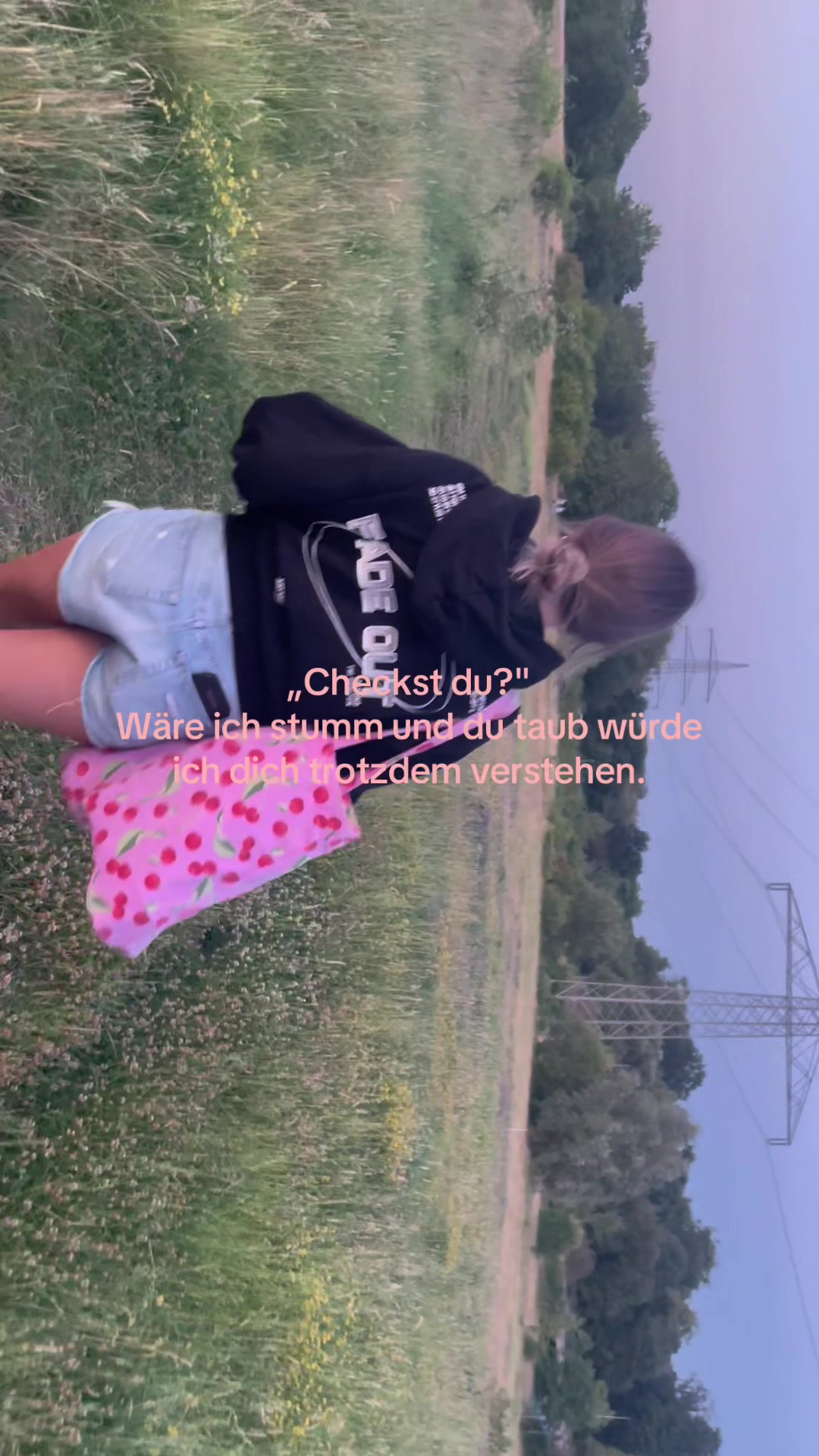 @𝐸𝓂𝒾𝓁𝓎