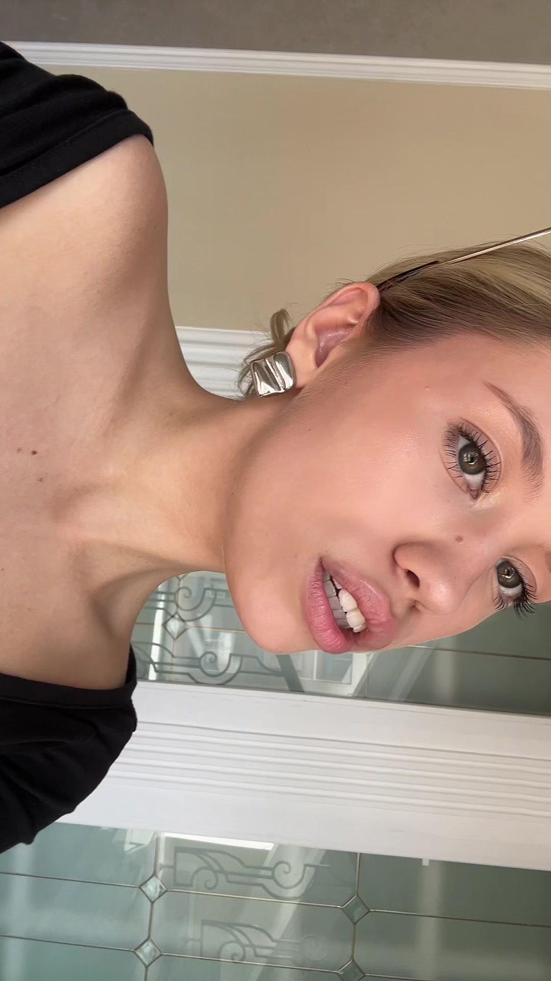 @лизаааа👄