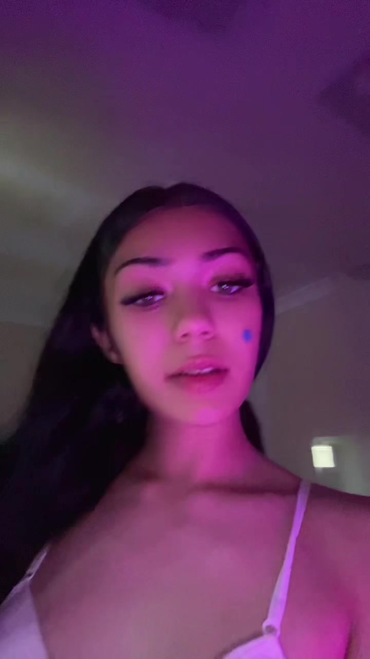 @𝒞ℴ𝓊𝓇𝓉𝓃ℯ𝓎 𝓂𝓊𝓁𝓁𝒶𝓁ℯ𝓎