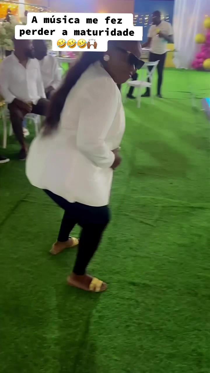 @Jany Dos Santos