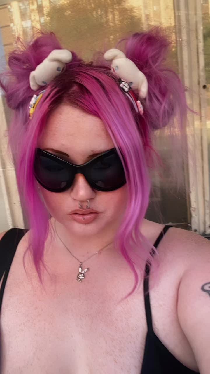 @lifelessdead1996