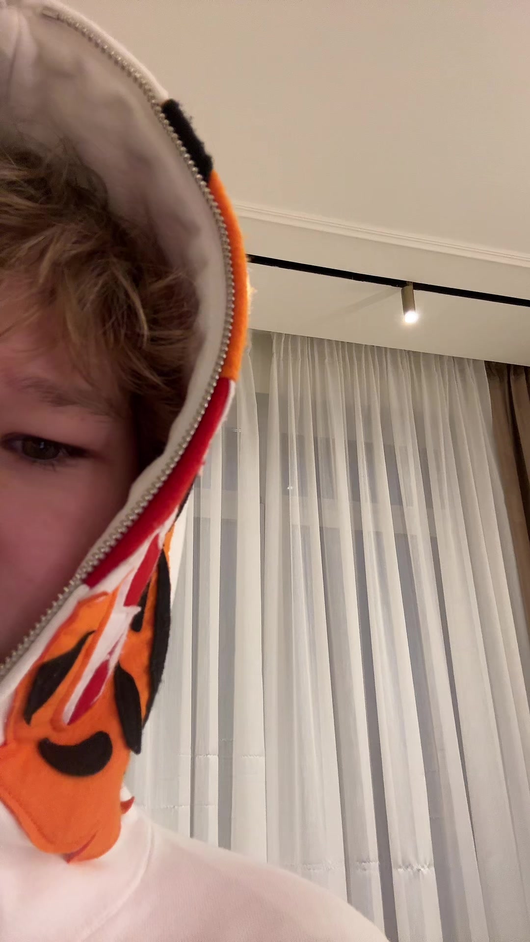 @филя🧥