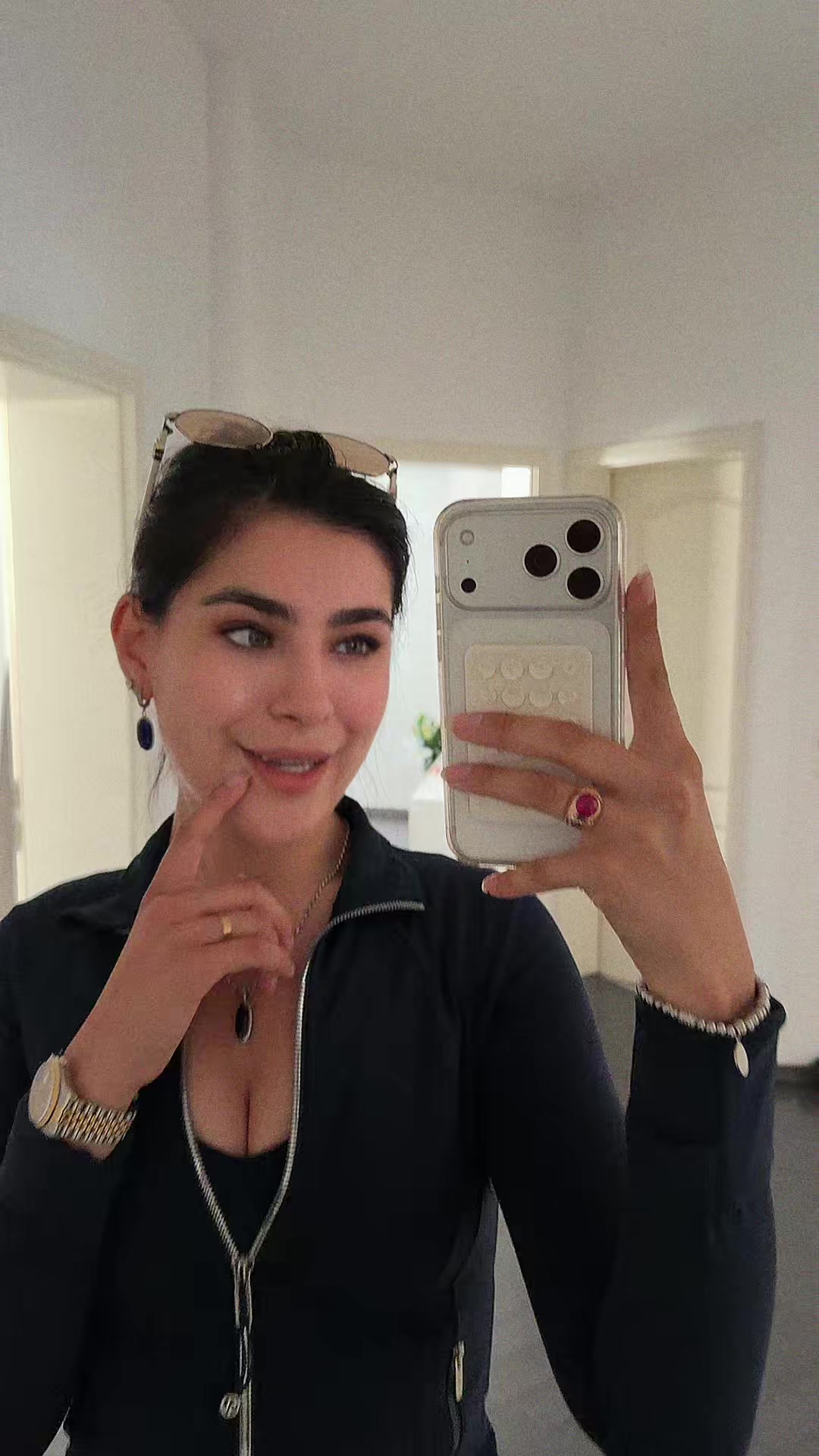 @Farahnos | CEO and Baddie