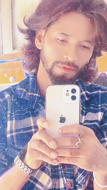 @Alone 🤔🤔🤔🤔