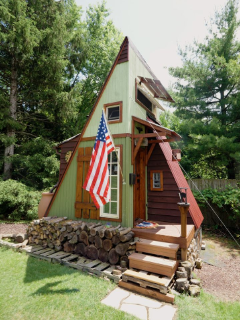 @Tiny House Giant Journey