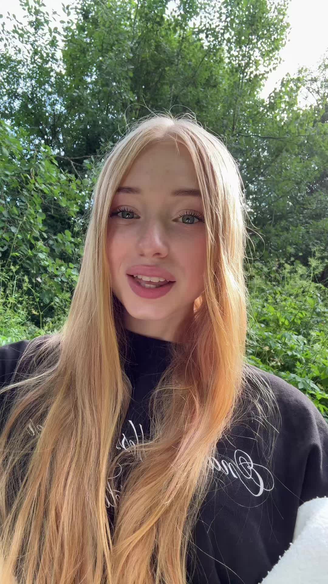 @викусик🌷