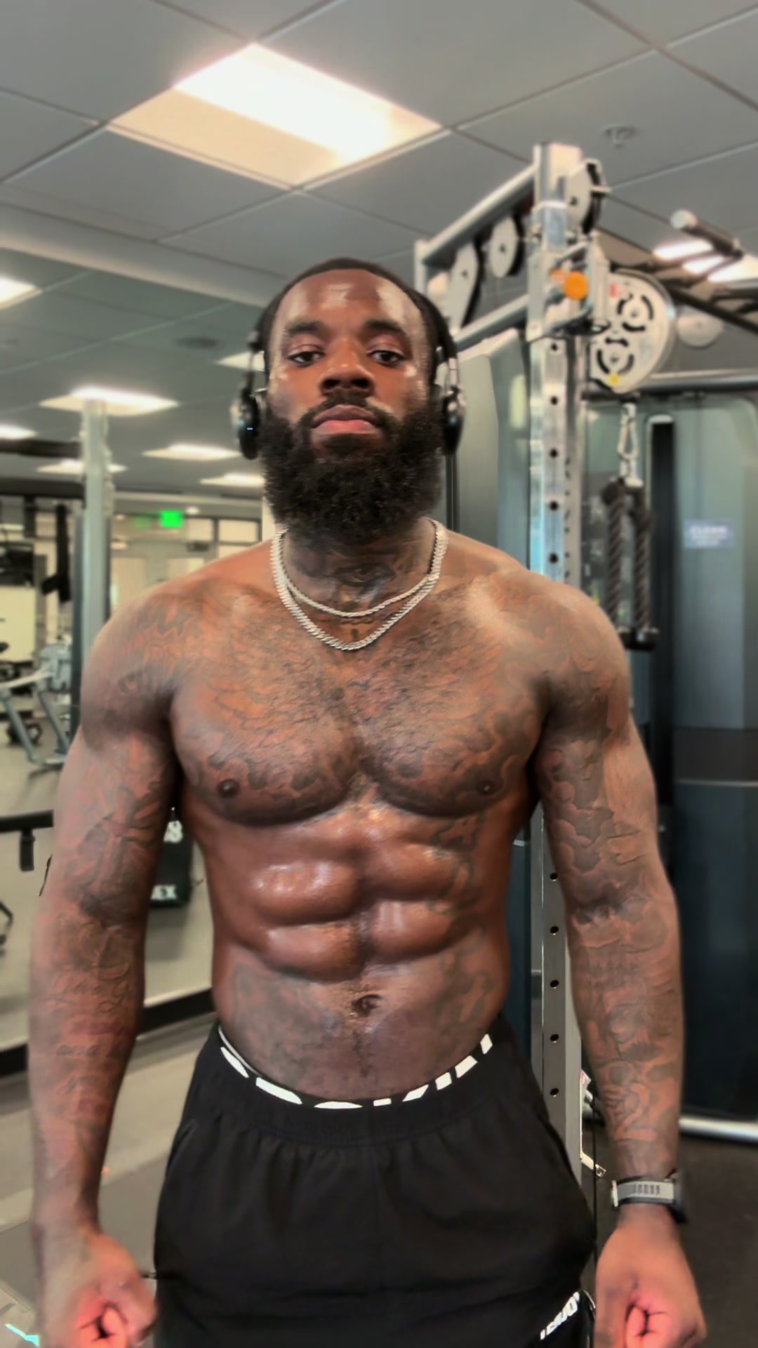 @bigq385