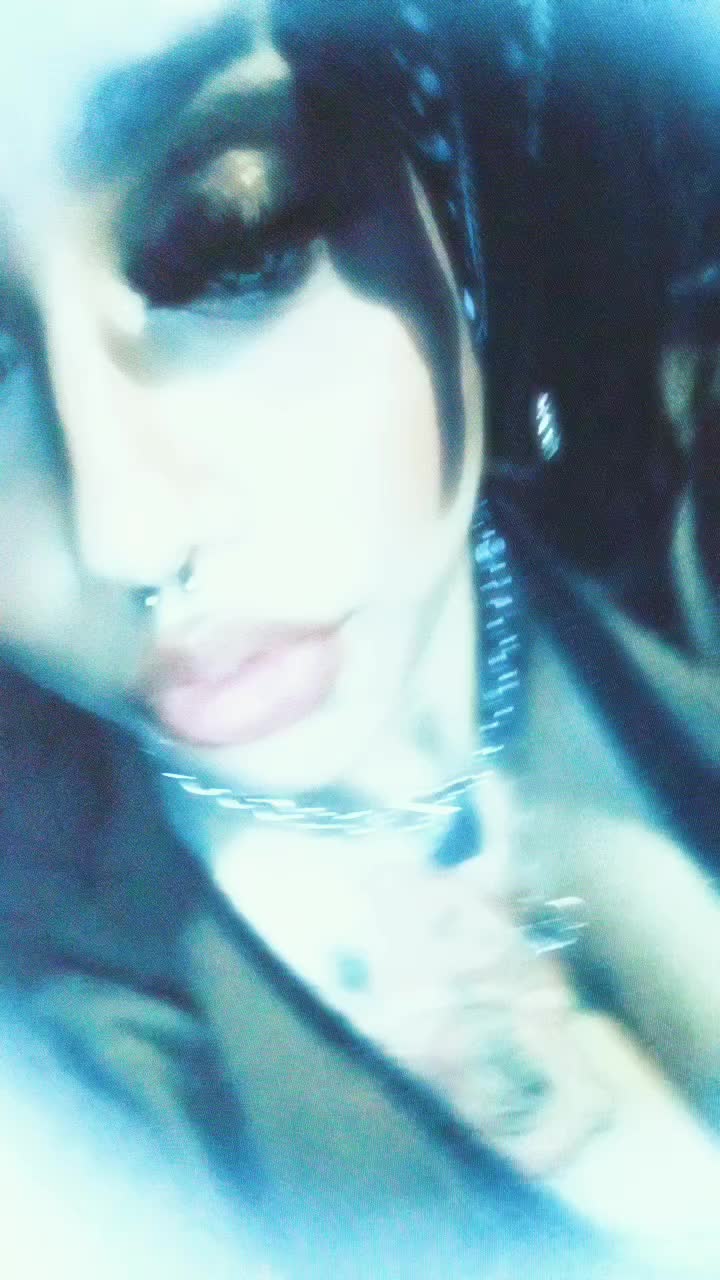 @Kaly MaryJane🦋 420🍃