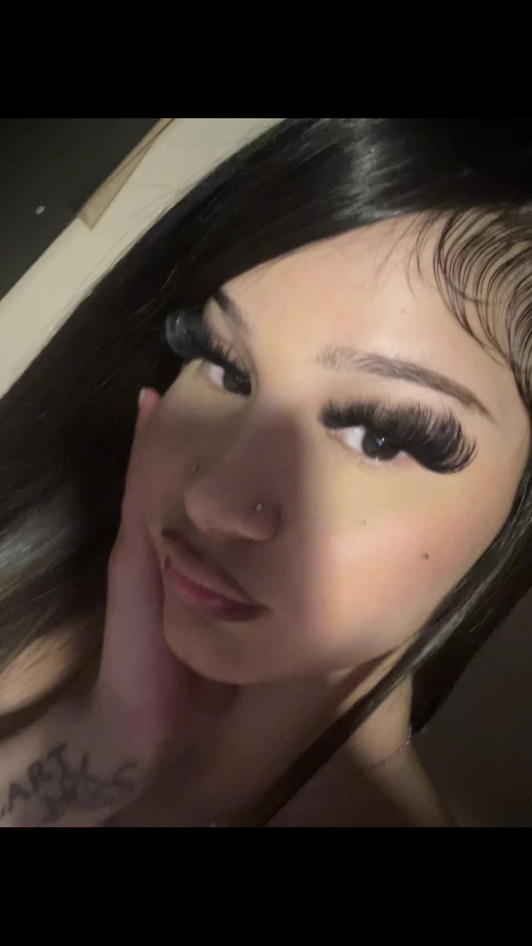@...