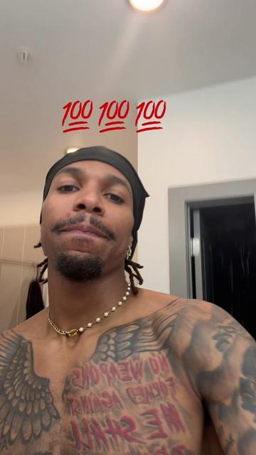 @Zip simmons|content creator
