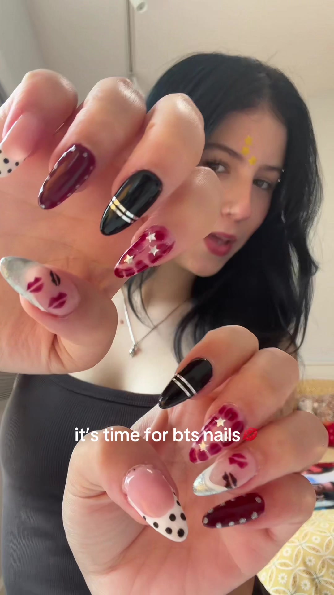 @sophie ⋆˙⟡