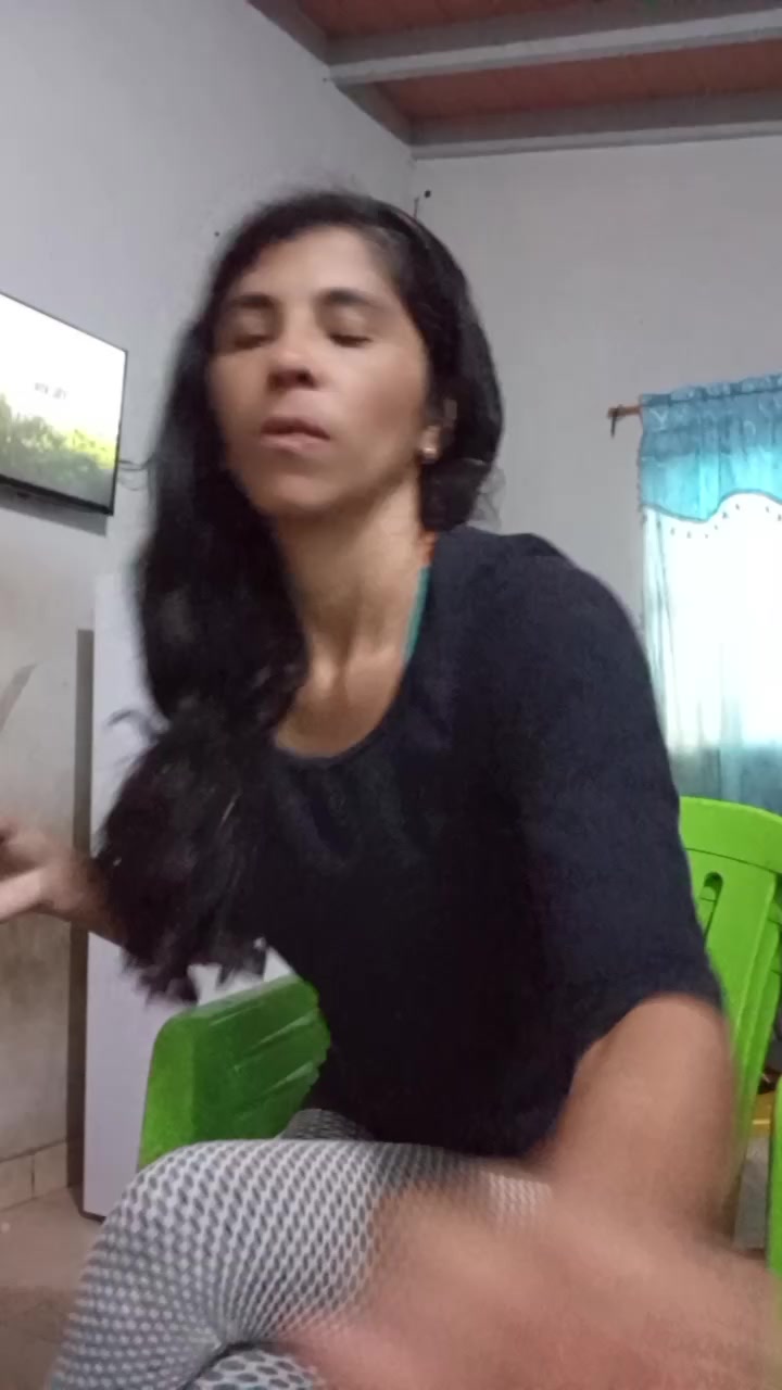 @👑la reina del pueblo🎱