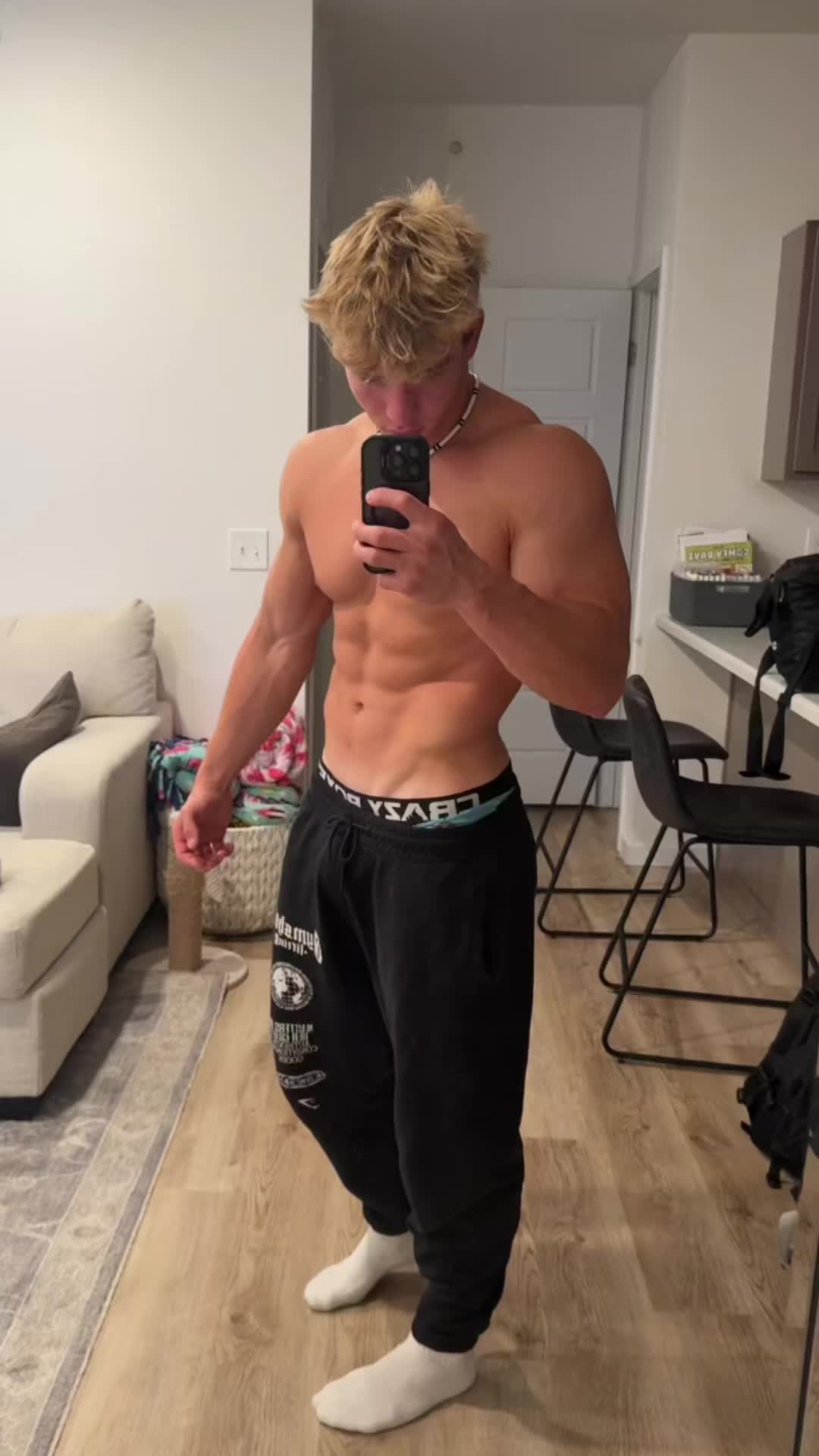 @blake_aura