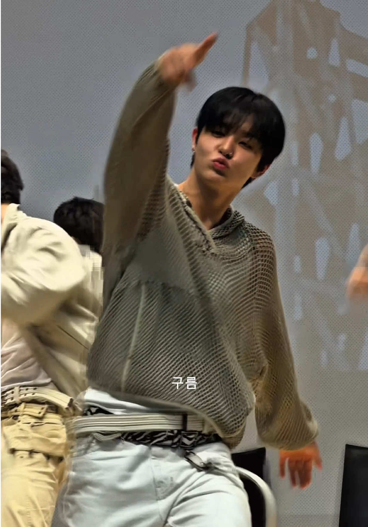 @구름